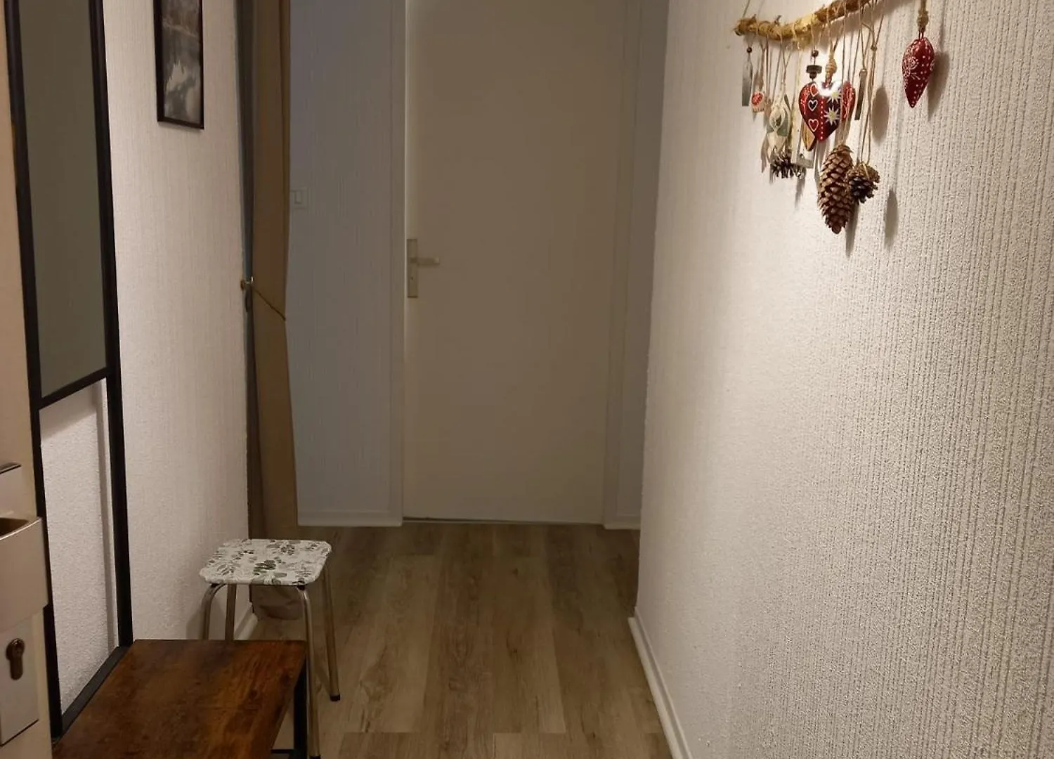 Petit Nid Douillet , T1 Avec Cuisine Independante, Au Calme, Proche Centre Ville Bagnères-de-Luchon 0*,  Frankrijk