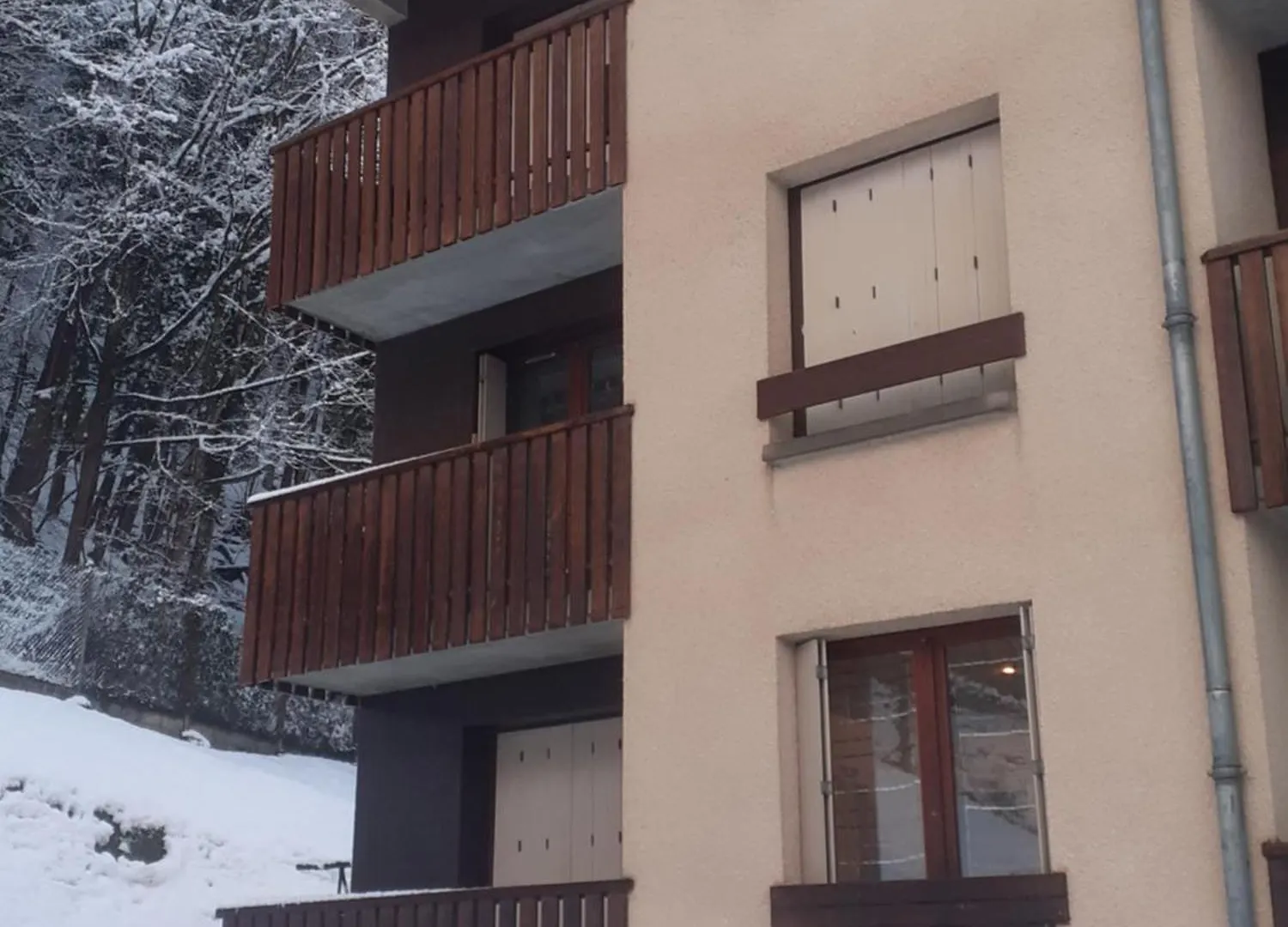 Petit Nid Douillet , T1 Avec Cuisine Independante, Au Calme, Proche Centre Ville Bagnères-de-Luchon Appartement